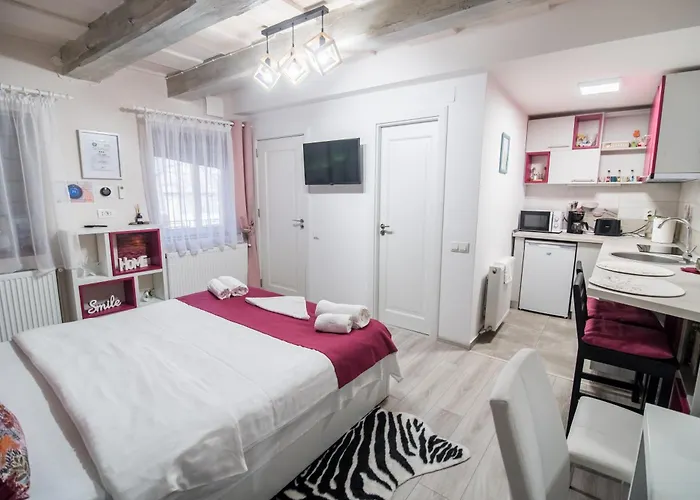 Magic House Apartment *